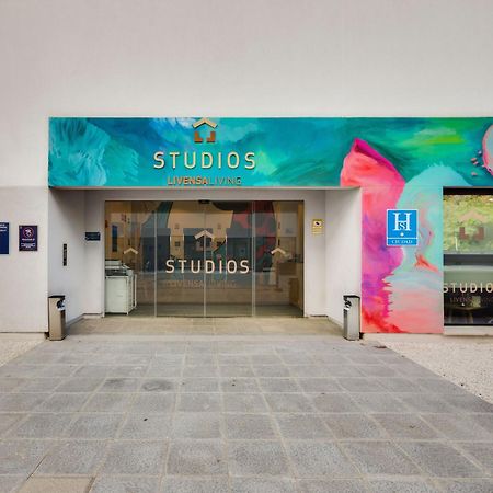 Livensa Living Studios Malaga Feria Luaran gambar
